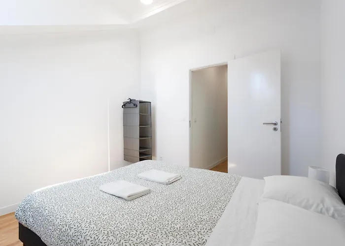 Casa Da Vizinha * Lisboa